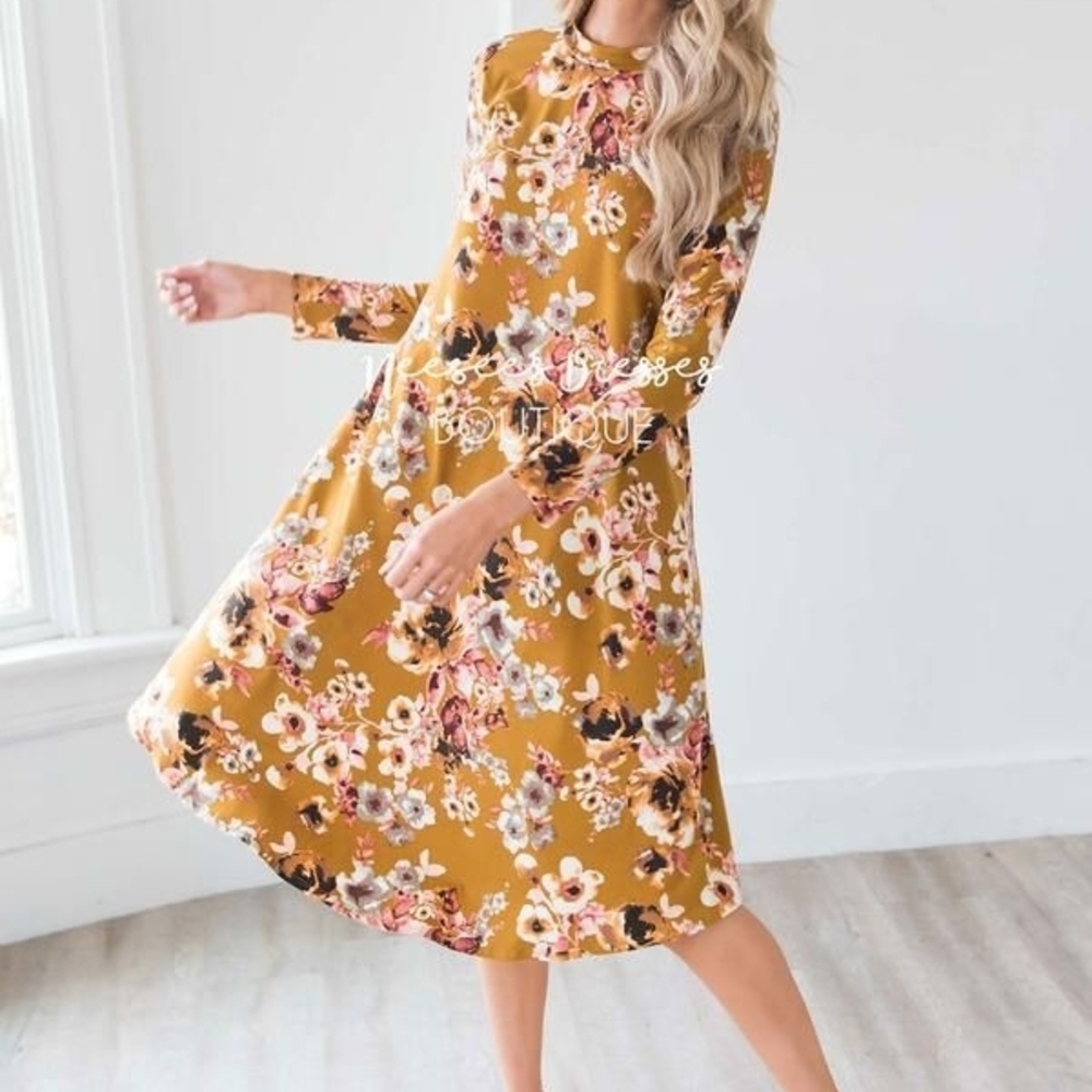 Neesees Dresses Floral Long Sleeve Dress